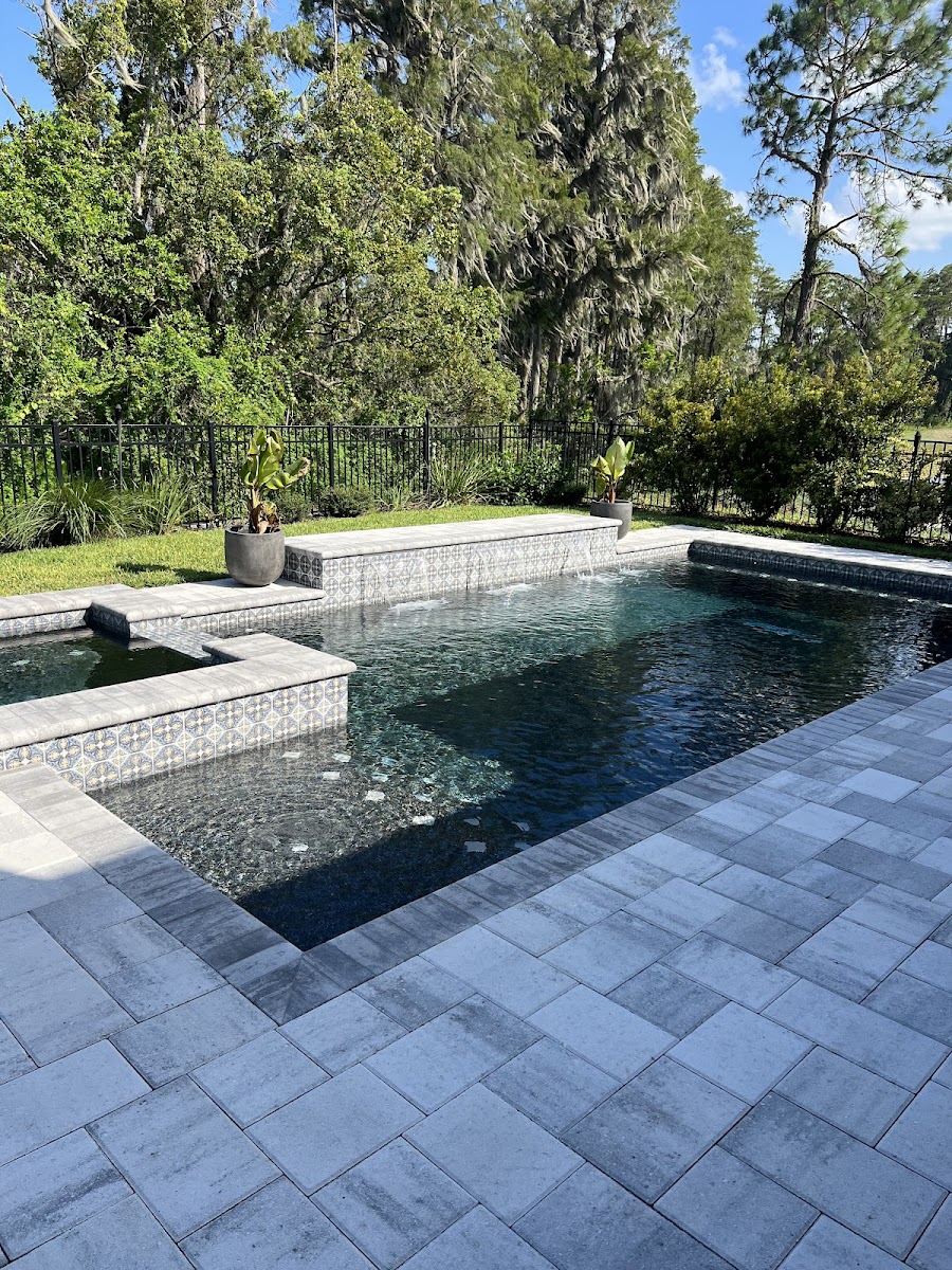 Blue Dream Pools swimming pool installation