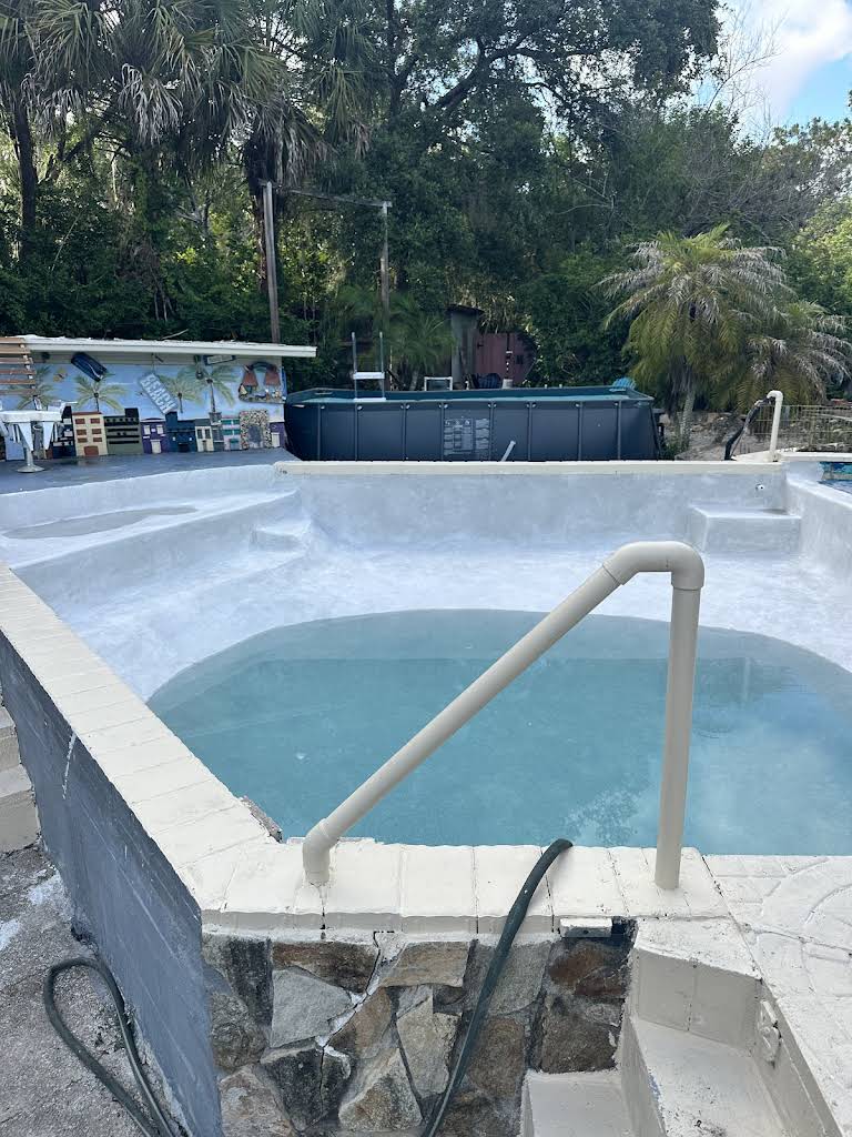 D&J The Pool Resurfacers pool project