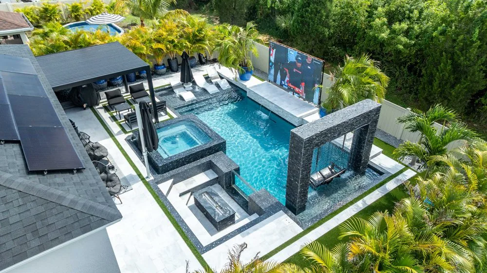 Family Pools of Florida