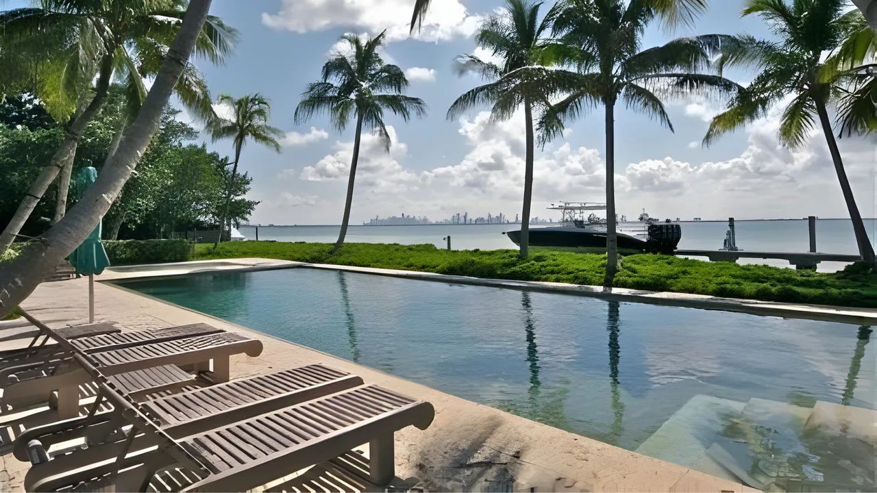 AQUA Custom Pools and Spas pool project