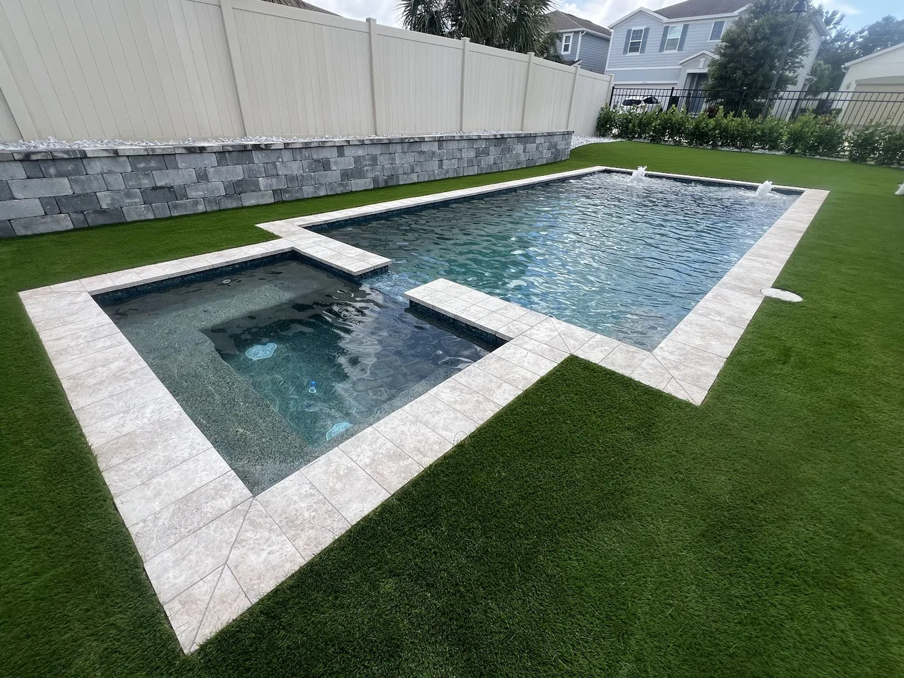 Dreamscapes Pools and Spas pool project