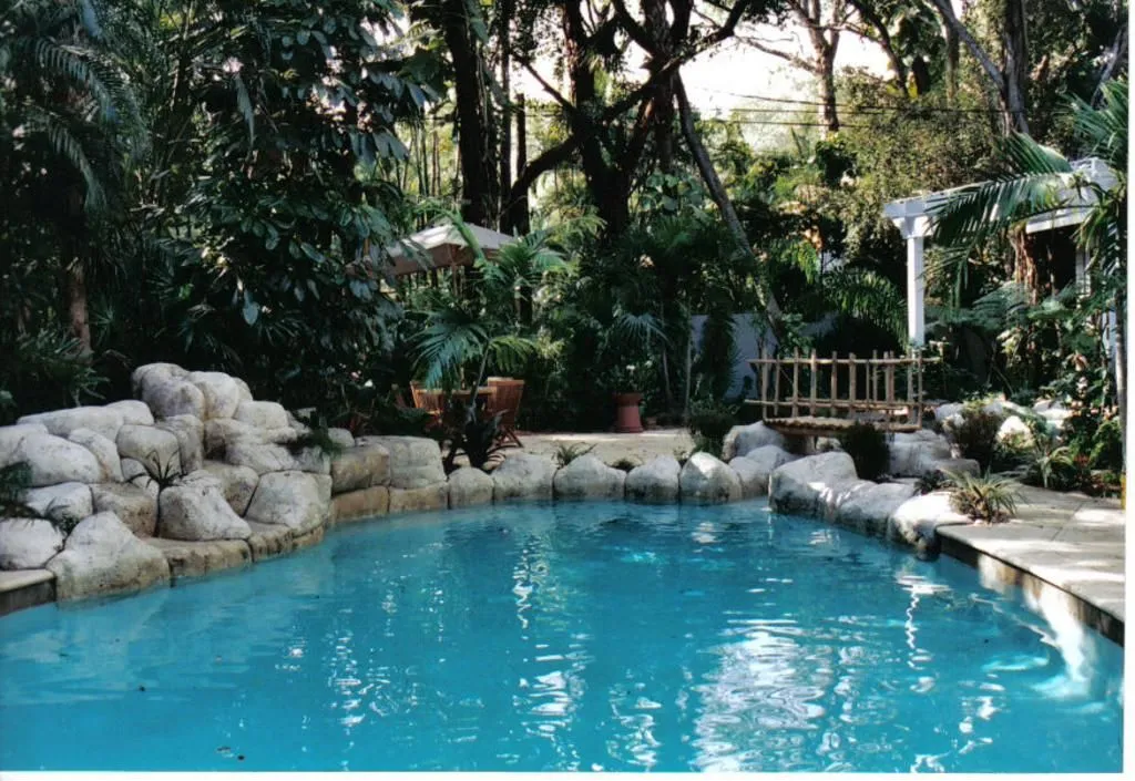 Artistic Pools and Waterfalls Inc.