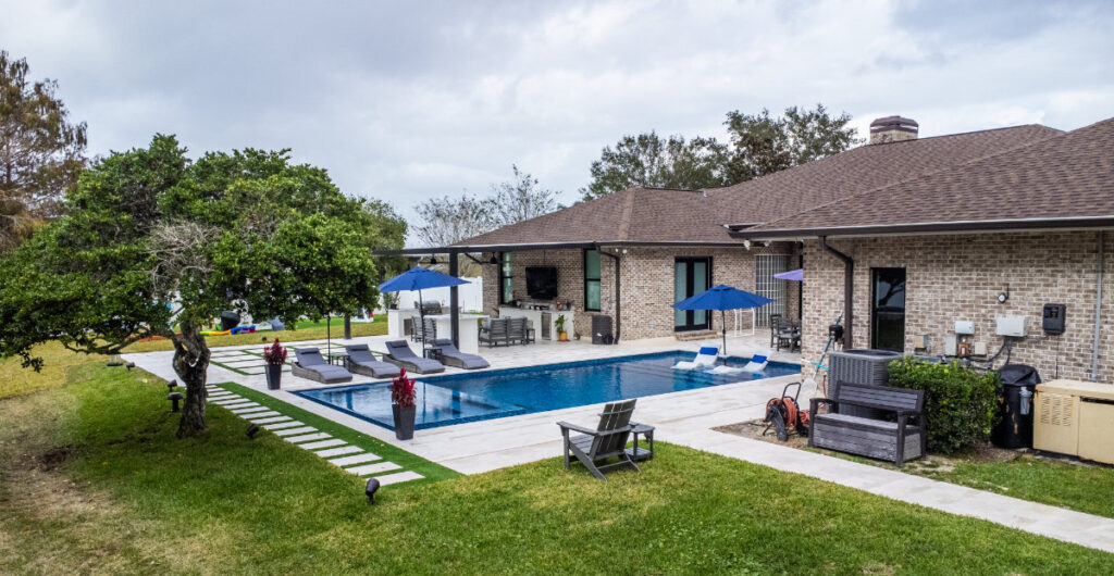Blue Mirror Pools Inc
