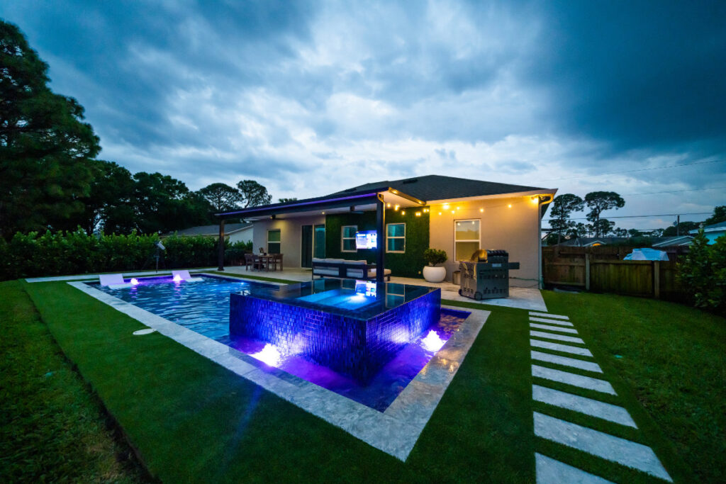 Blue Mirror Pools Inc