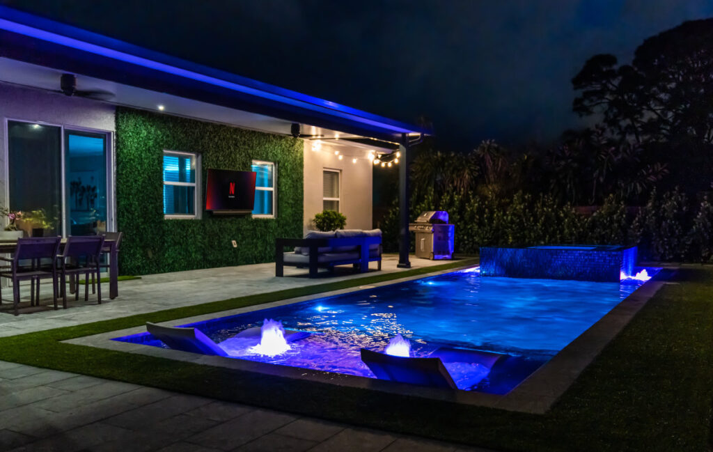 Blue Mirror Pools Inc