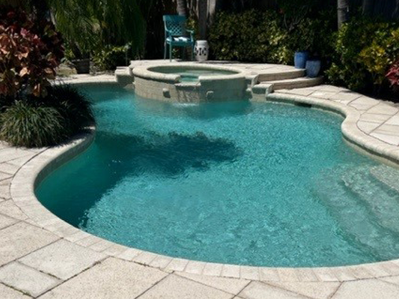 Cliff’s Pools And Patios