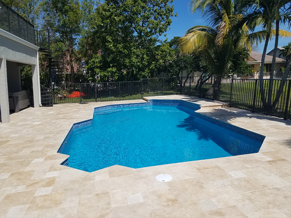 Cliff’s Pools And Patios