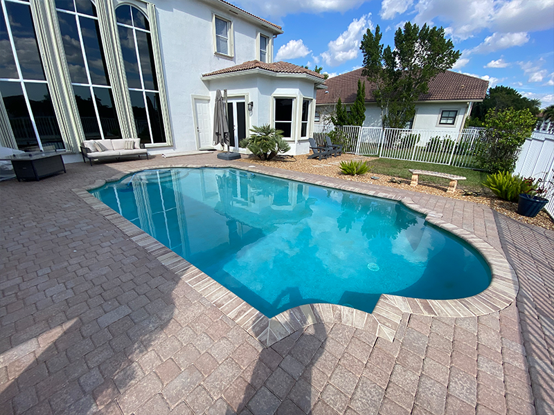 Cliff’s Pools And Patios