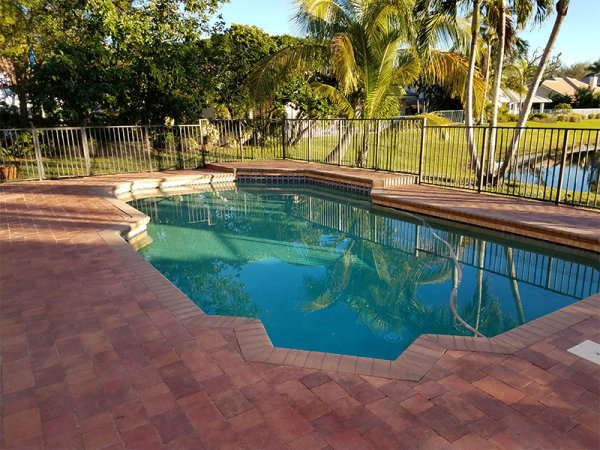 Cliff’s Pools And Patios