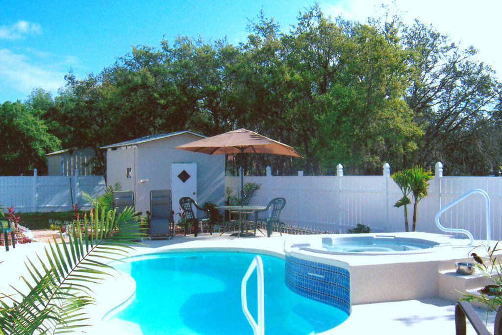 Highlands Pool Care Inc
