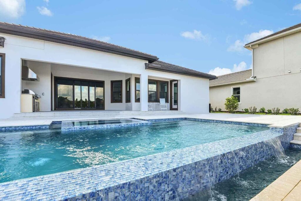 Holiday Pools of West Florida, Inc.