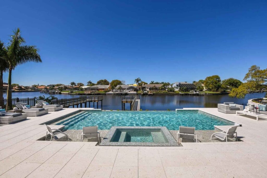 Holiday Pools of West Florida, Inc.