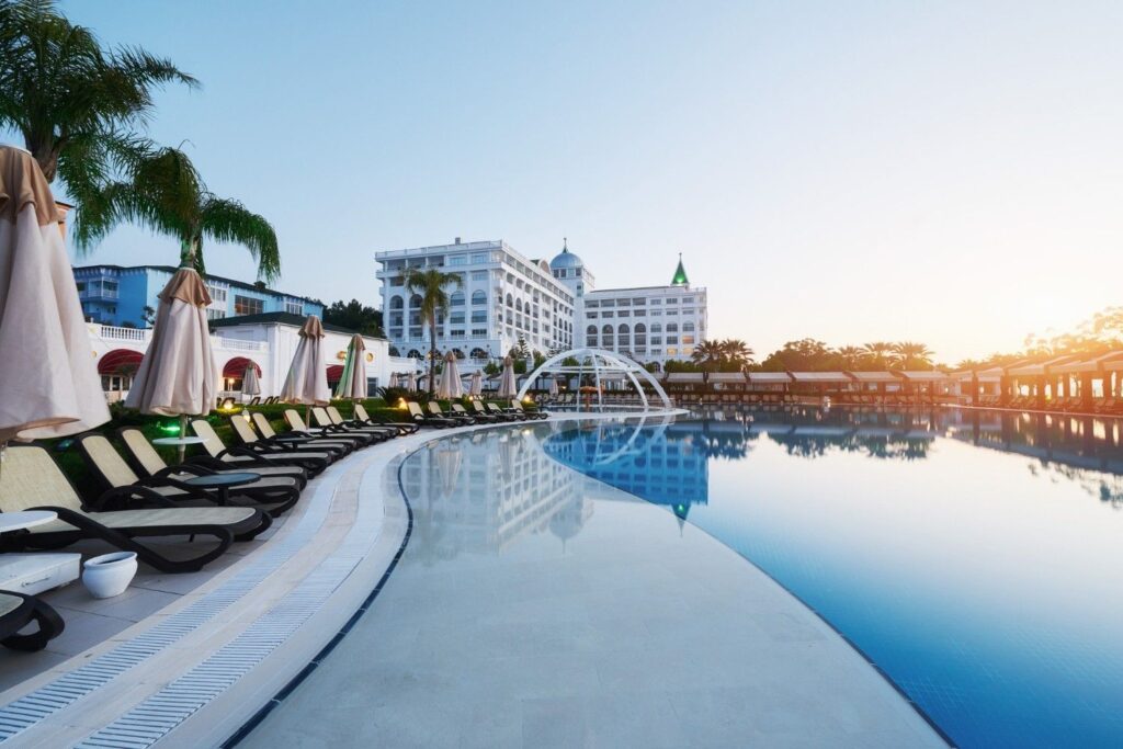 Instyle Pools & Spa Inc
