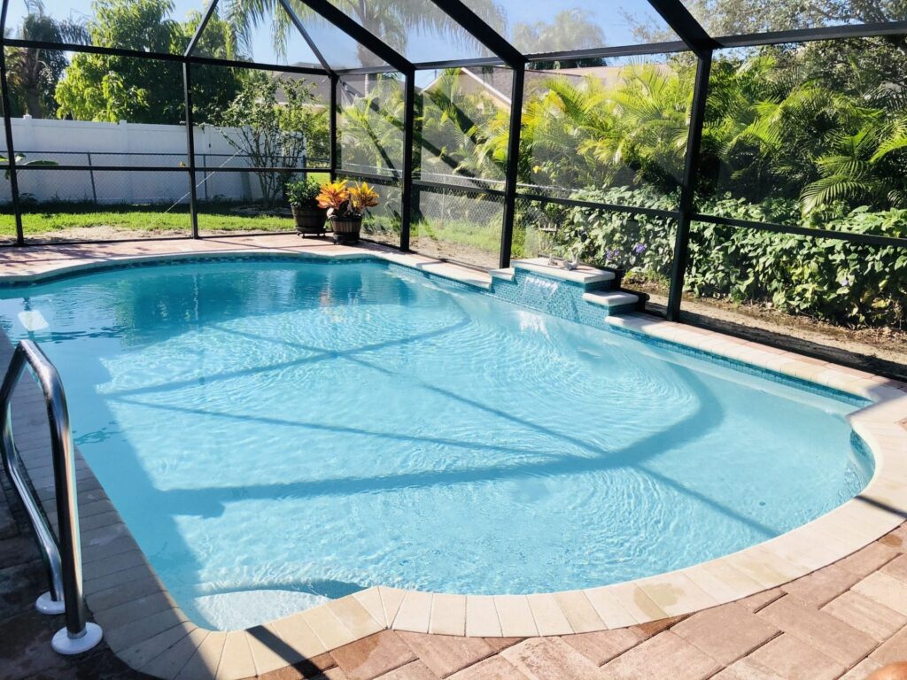 Into H20 Pools & Spas LLC