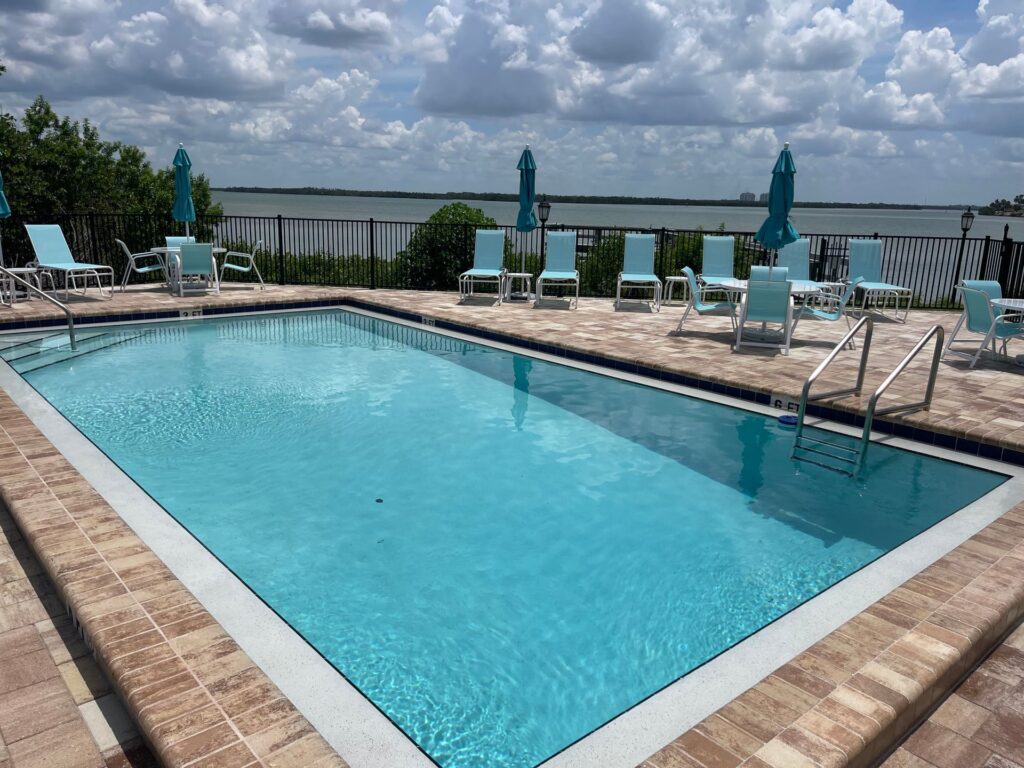 Into H20 Pools & Spas LLC