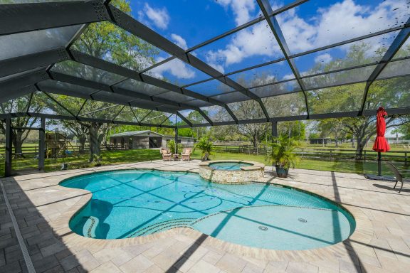Mac Custom Pools, Inc