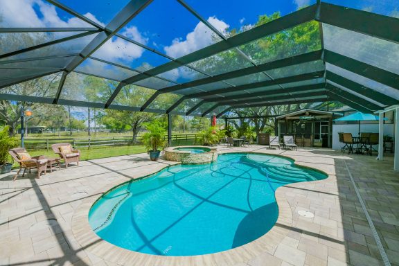 Mac Custom Pools, Inc