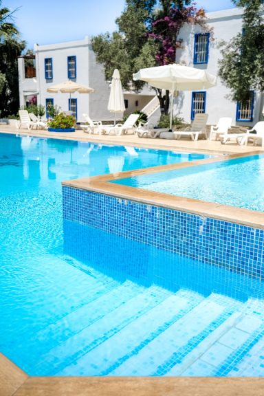 Mac Custom Pools, Inc