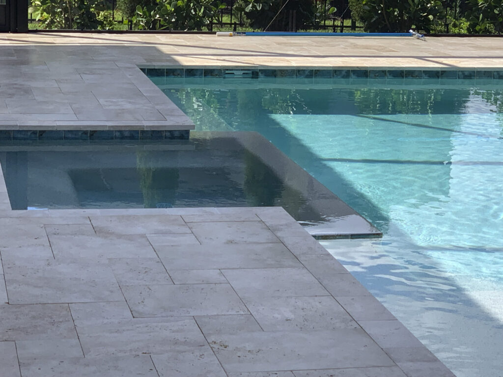 Mossy Oaks Pool & Spa LLC