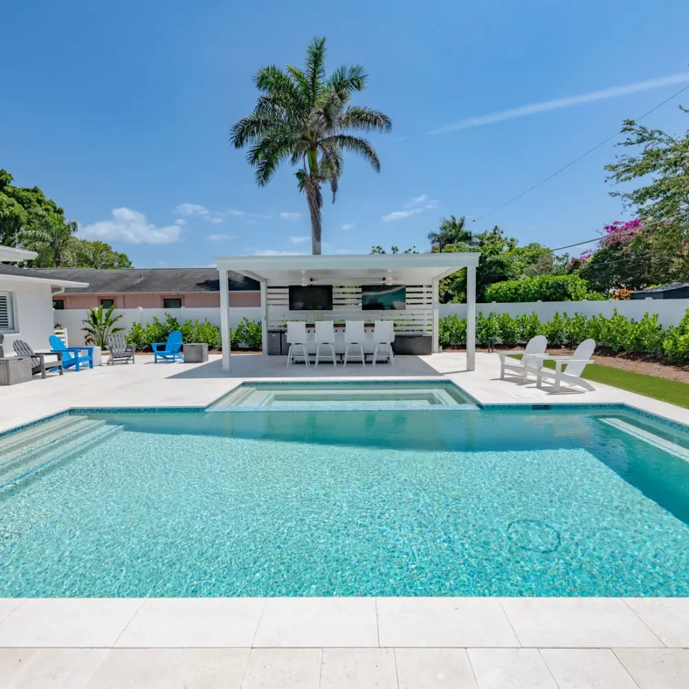 Rum Row Pools LLC