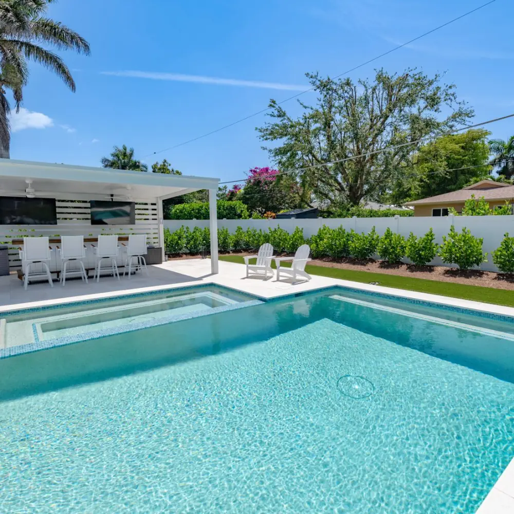 Rum Row Pools LLC