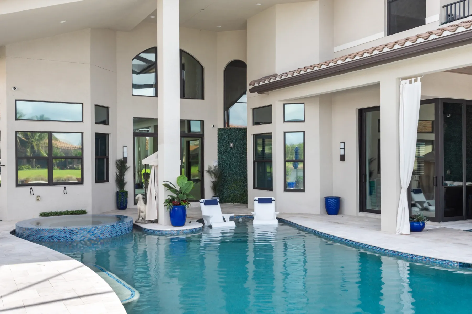 Suncoast Custom Pools INC. pool project