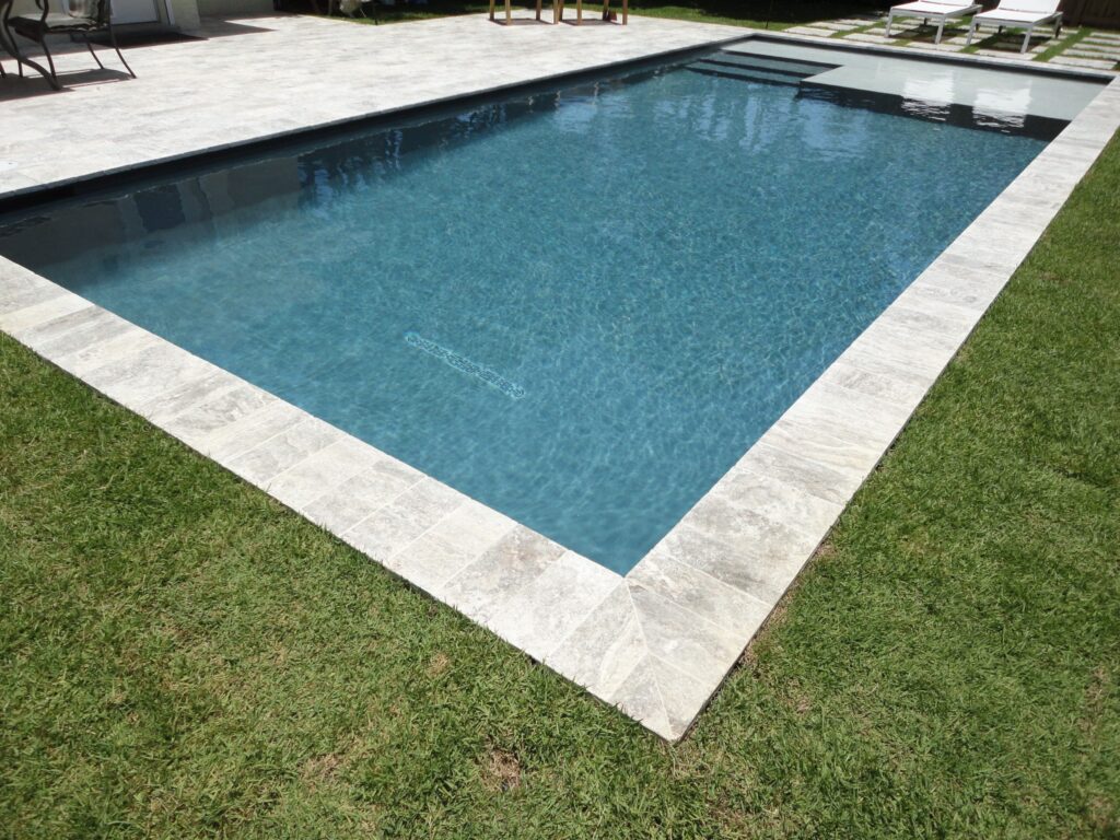 Signature Pools & Spas Inc
