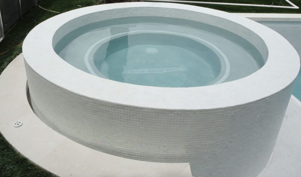 Signature Pools & Spas Inc