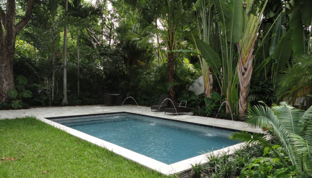 Signature Pools & Spas Inc