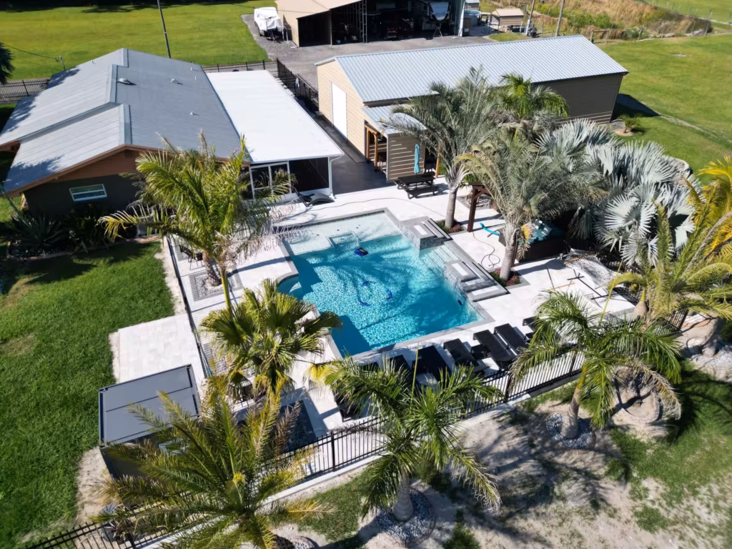 Splash City Pools LLC