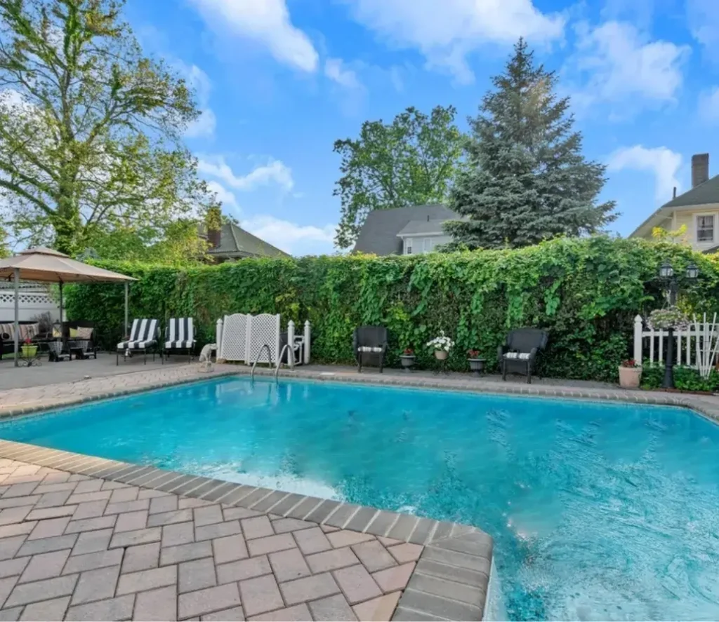 Summer Point Pools & Outdoors