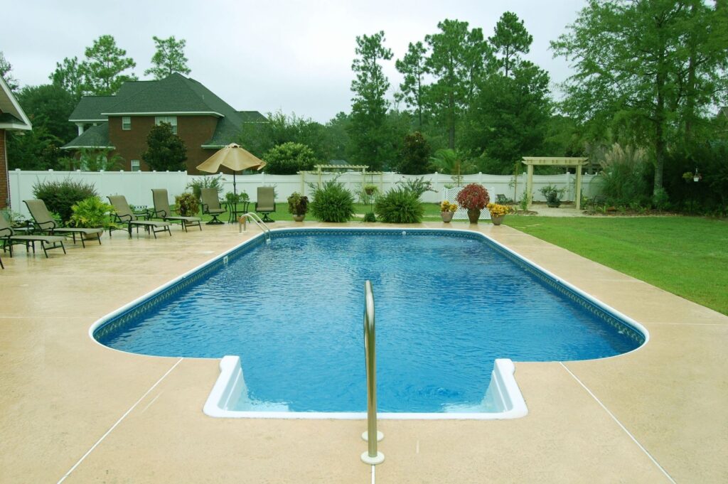 Woodard Pools & Outdoors, LLC