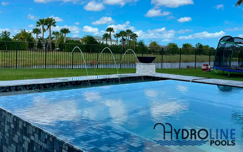 Hydroline pools